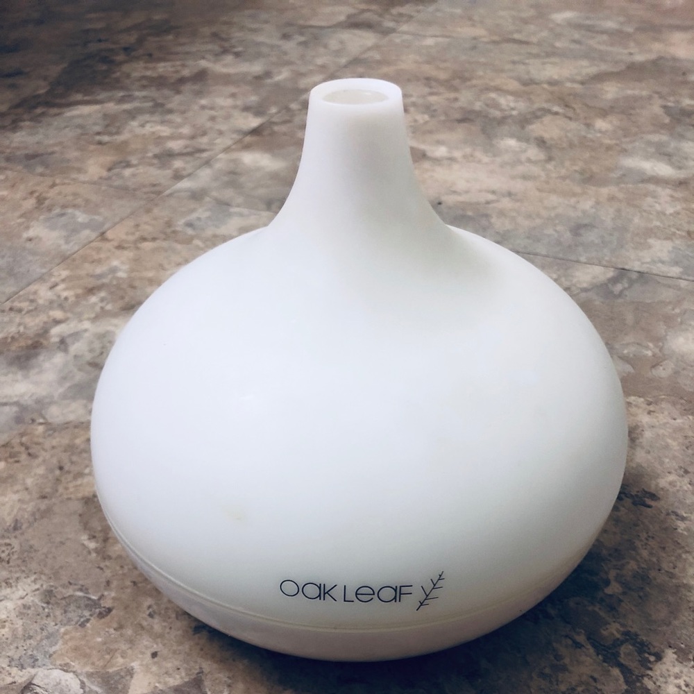 Oak leaf diffuser